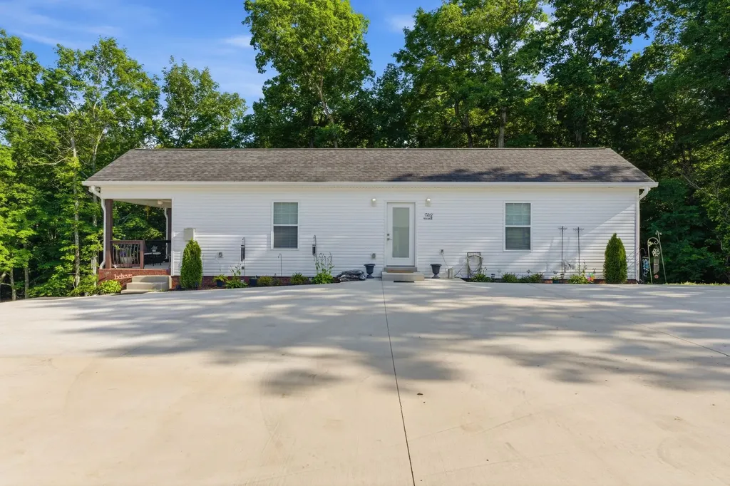 1194 Marvel Road Ashland City TN 37015