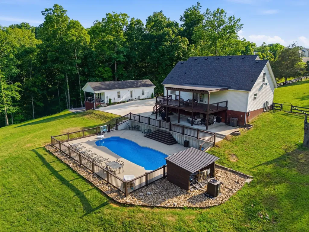 1194 Marvel Road Ashland City TN 37015