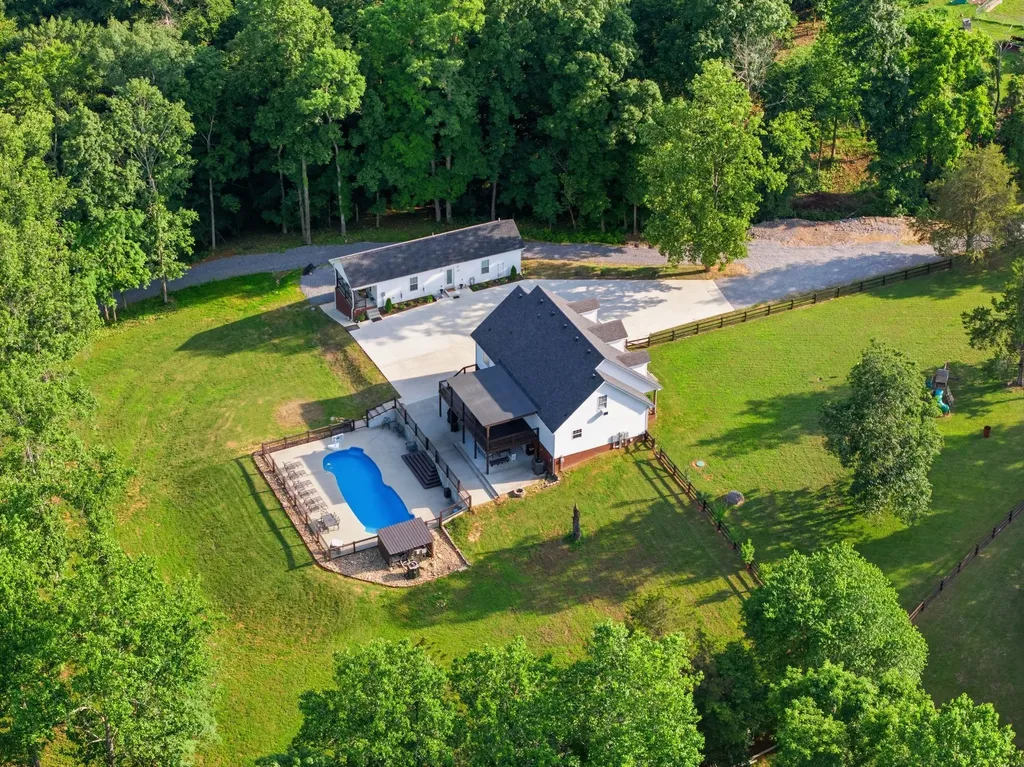 1194 Marvel Road Ashland City TN 37015
