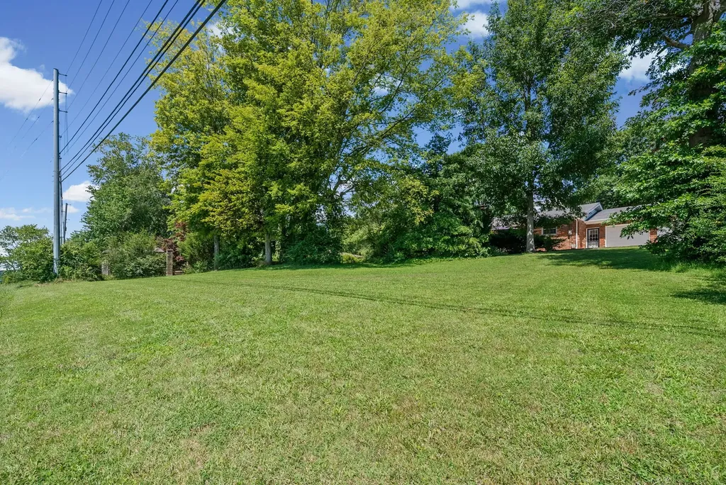 1306 Southern Parkway Clarksville TN 37040