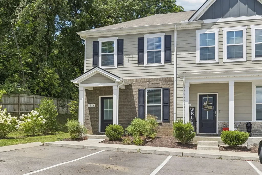 1244 Mason Dale Columbia TN 38401