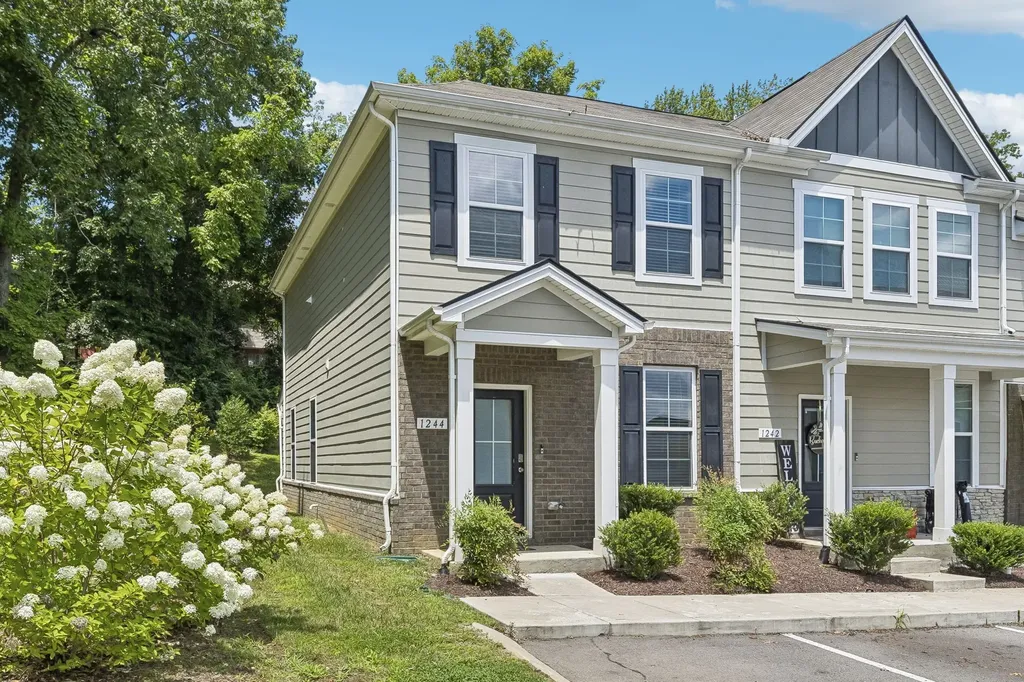 1244 Mason Dale Columbia TN 38401
