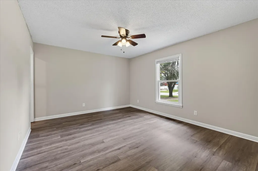 1785 Broadripple Drive Clarksville TN 37042