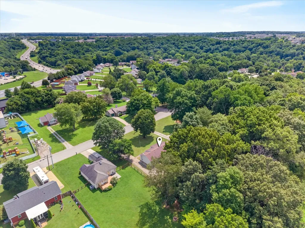 1785 Broadripple Drive Clarksville TN 37042