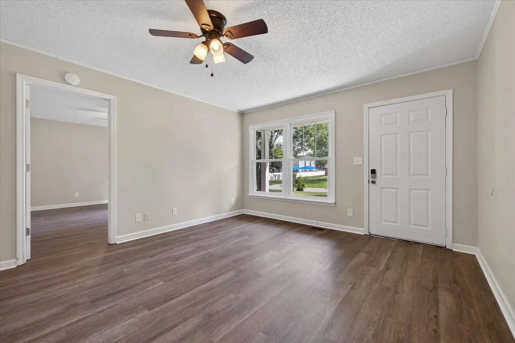 1785 Broadripple Drive Clarksville TN 37042