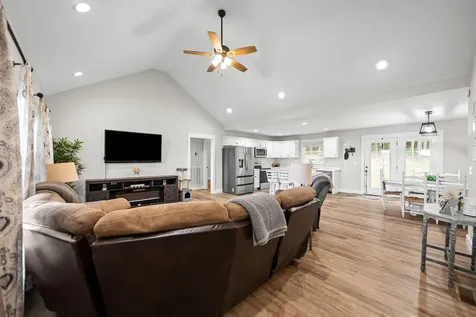 1380 Clay Cole Road Elkton KY 42220