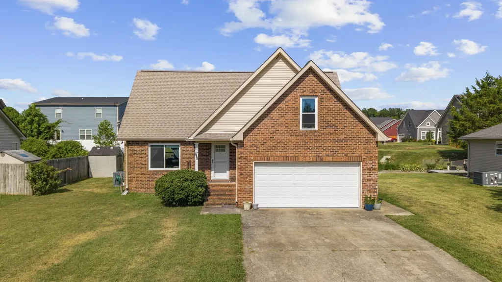 105 Bonnie Oak Drive Lebanon TN 37087