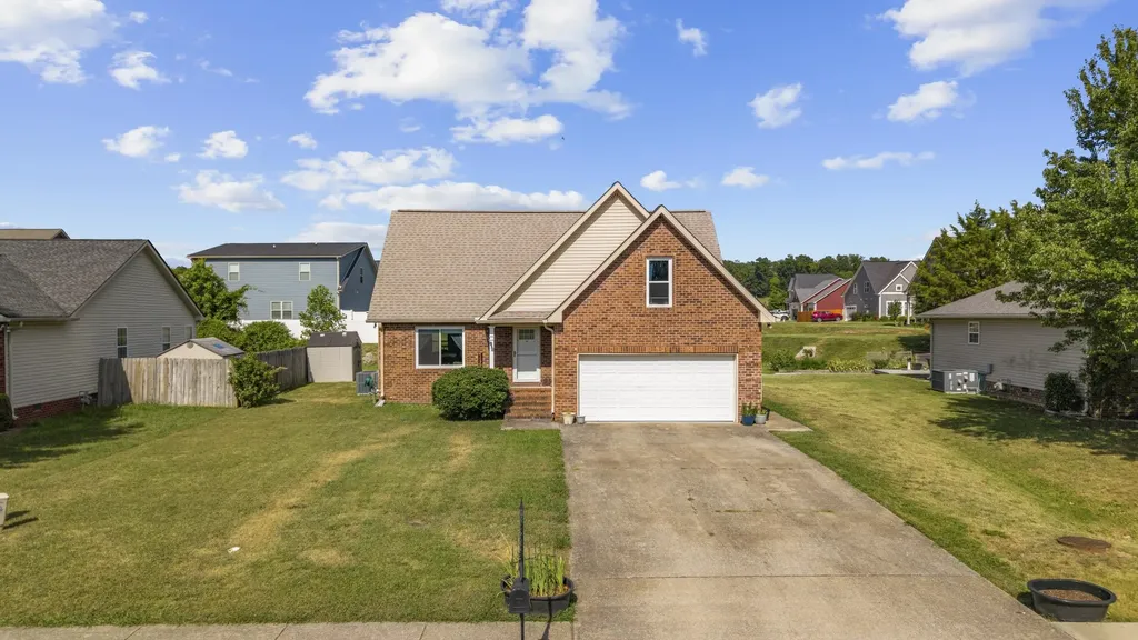 105 Bonnie Oak Drive Lebanon TN 37087
