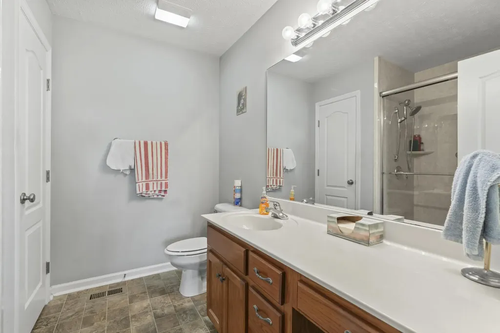 105 Bonnie Oak Drive Lebanon TN 37087