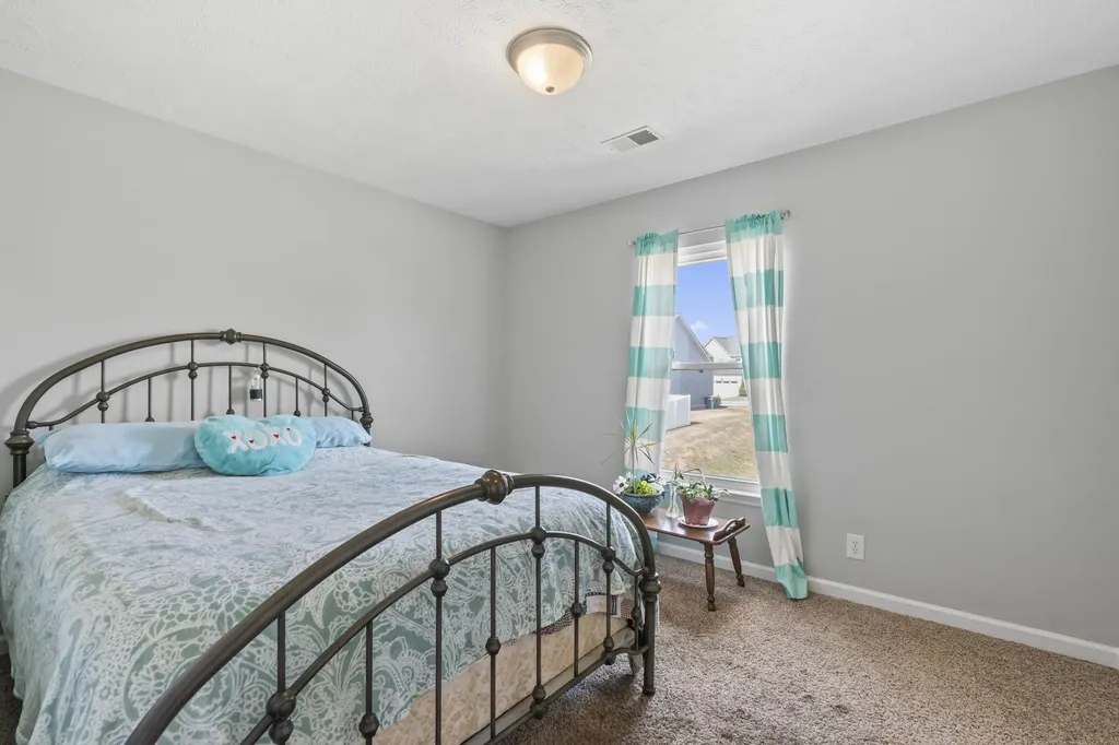 105 Bonnie Oak Drive Lebanon TN 37087