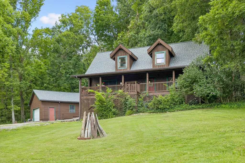 532 Cummings Lane Cottontown TN 37048