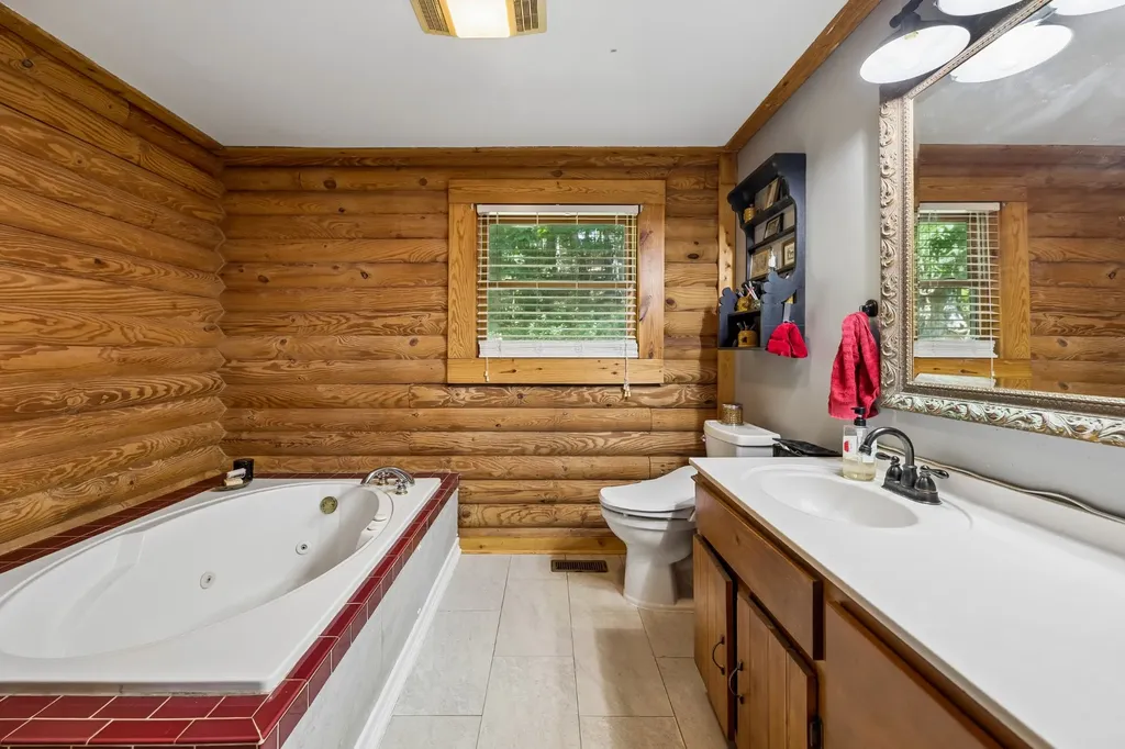 532 Cummings Lane Cottontown TN 37048