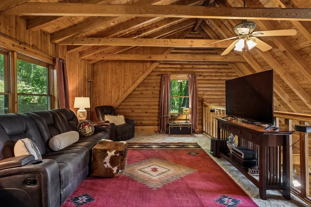 532 Cummings Lane Cottontown TN 37048