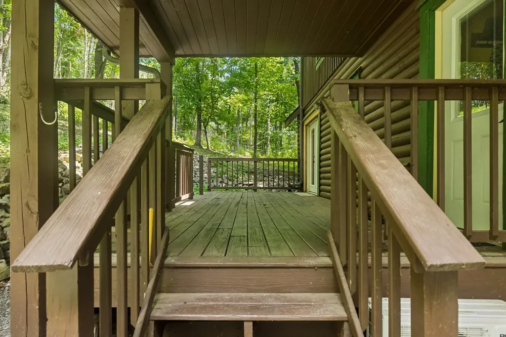 532 Cummings Lane Cottontown TN 37048