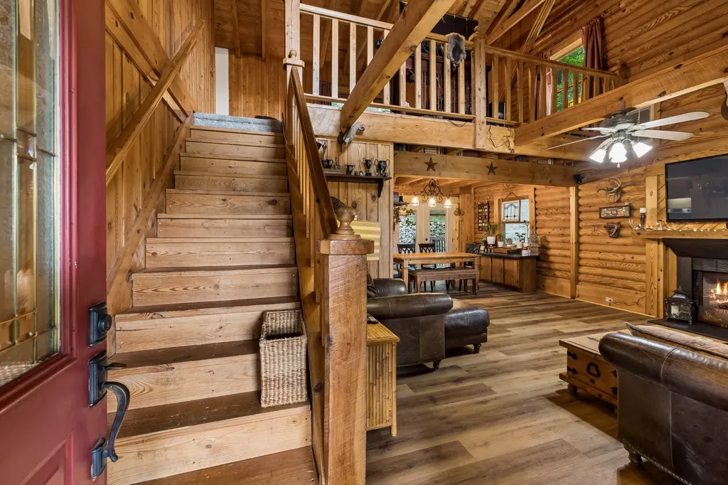 532 Cummings Lane Cottontown TN 37048