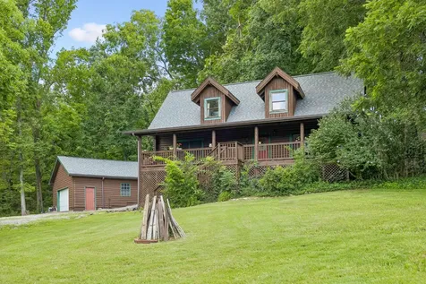 532 Cummings Lane Cottontown TN 37048