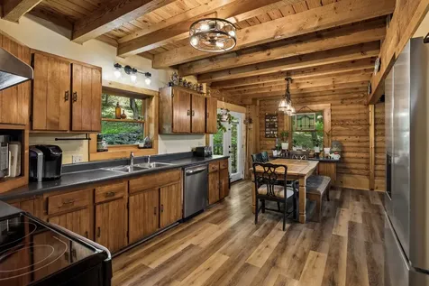 532 Cummings Lane Cottontown TN 37048