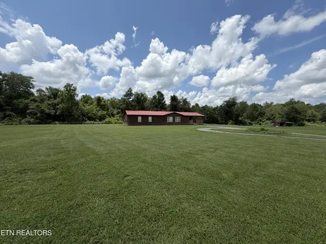 868 Fritzsche Loop Jamestown TN 38556