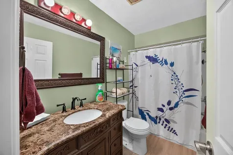 3669 N Riveroaks Drive Cookeville TN 38506