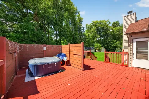 3669 N Riveroaks Drive Cookeville TN 38506