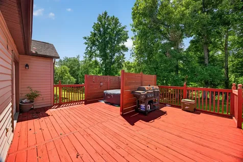 3669 N Riveroaks Drive Cookeville TN 38506