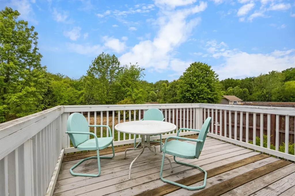 557 Oakmont Drive Clarksville TN 37042