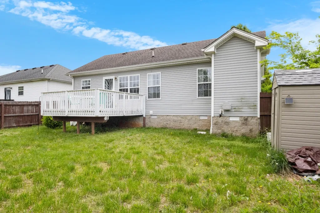 557 Oakmont Drive Clarksville TN 37042