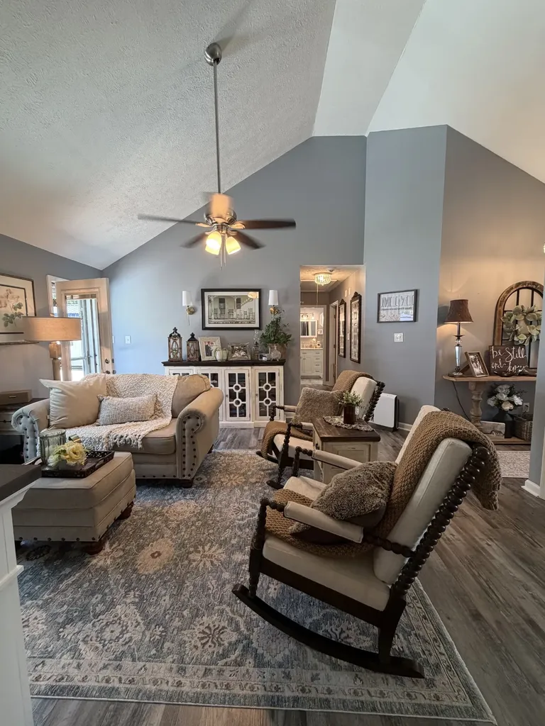 3928 Hearthstone Drive Chapel Hill TN 37034