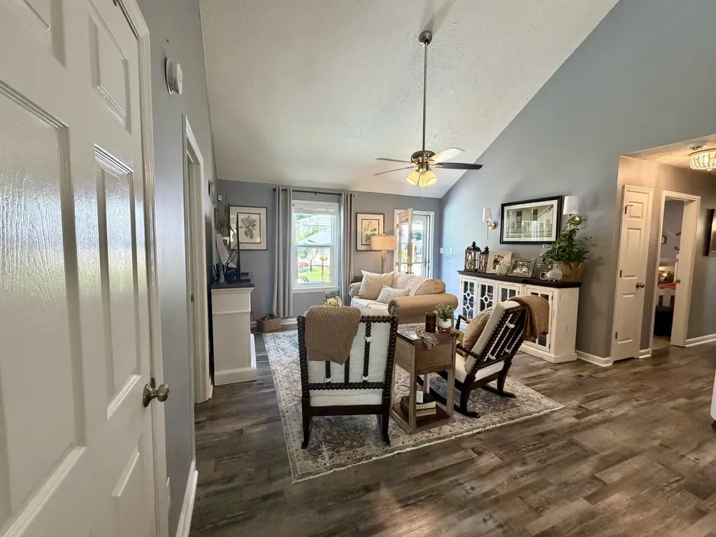3928 Hearthstone Drive Chapel Hill TN 37034