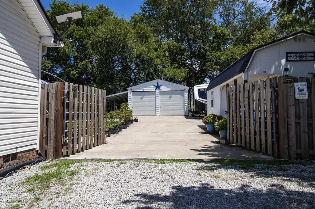 3928 Hearthstone Drive Chapel Hill TN 37034