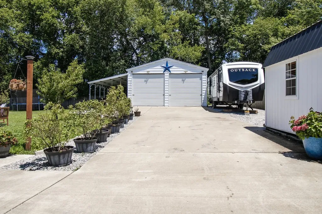 3928 Hearthstone Drive Chapel Hill TN 37034