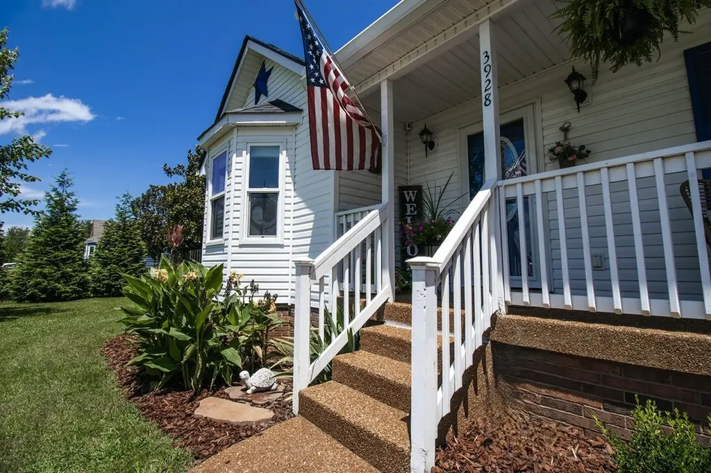 3928 Hearthstone Drive Chapel Hill TN 37034