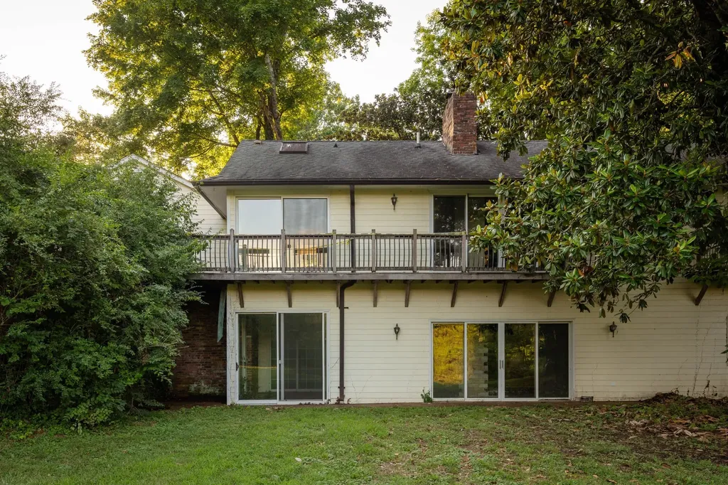 2252 Lewisburg Pike Franklin TN 37064