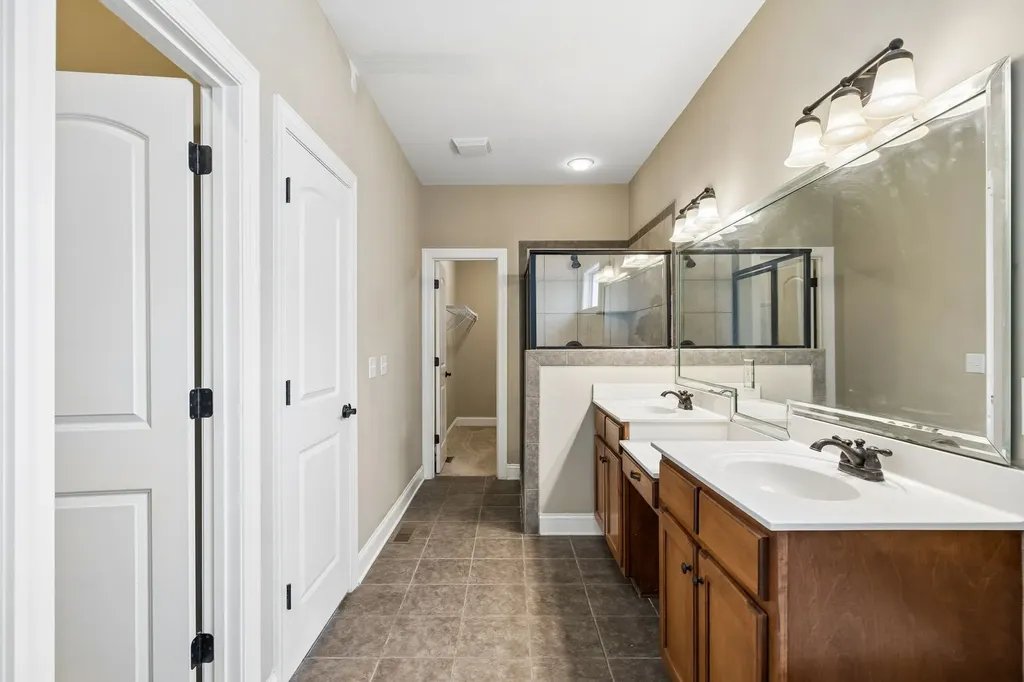 208 Chapel Ct, S Hendersonville TN 37075