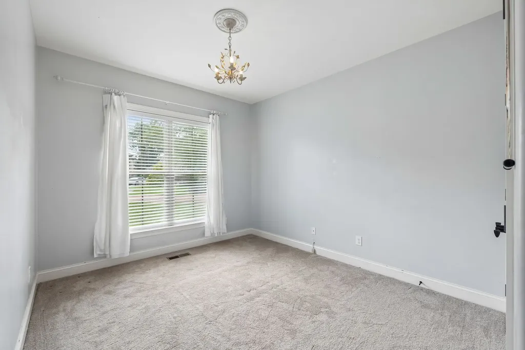 208 Chapel Ct, S Hendersonville TN 37075