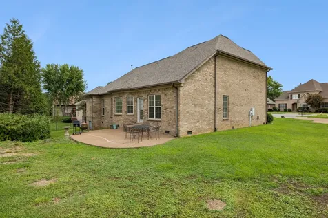 208 Chapel Ct, S Hendersonville TN 37075