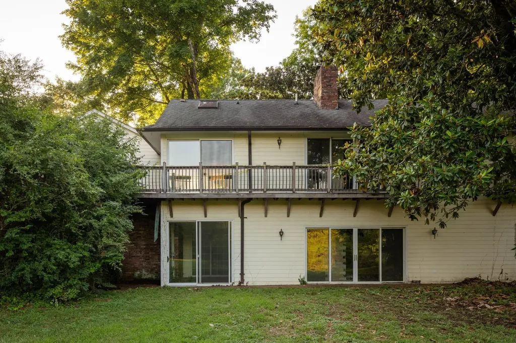 2252 Lewisburg Pike Franklin TN 37064