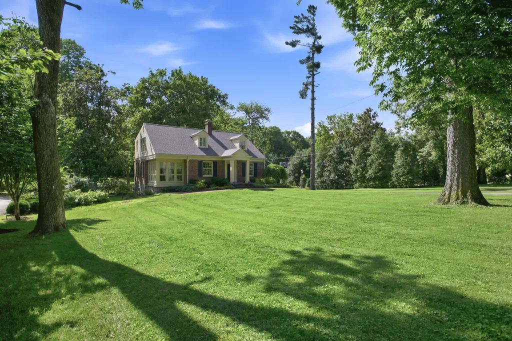 419 Lynnwood Boulevard Nashville TN 37205
