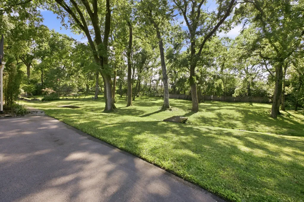 419 Lynnwood Boulevard Nashville TN 37205