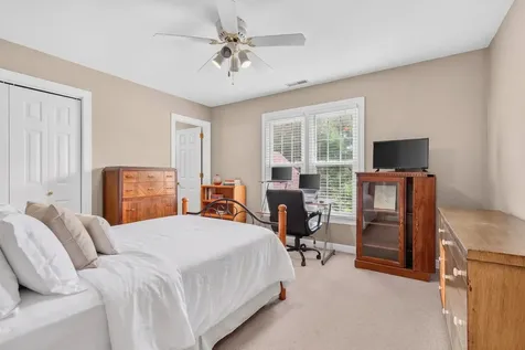 108 Fairways Blvd, N Tullahoma TN 37388