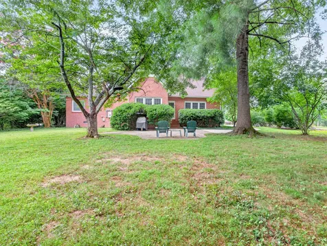 108 Fairways Blvd, N Tullahoma TN 37388