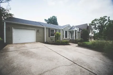 967 Greerland Drive Nashville TN 37204