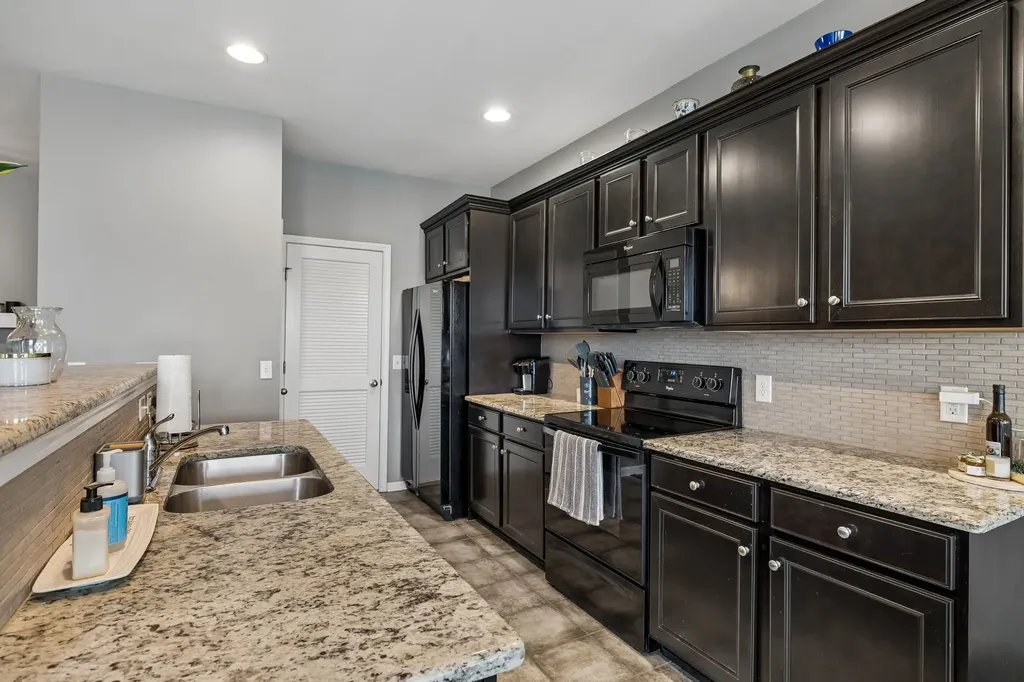 2161 River Overlook Drive Hermitage TN 37076