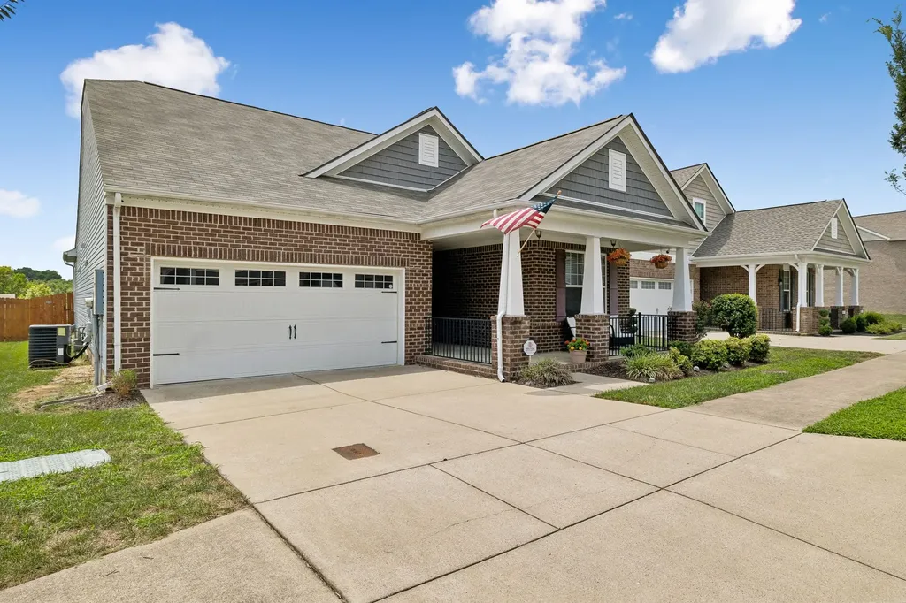 2161 River Overlook Drive Hermitage TN 37076