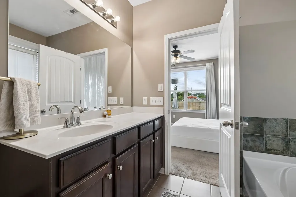2161 River Overlook Drive Hermitage TN 37076