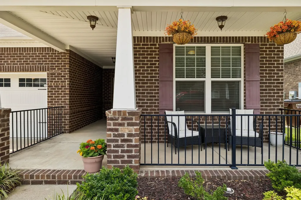 2161 River Overlook Drive Hermitage TN 37076