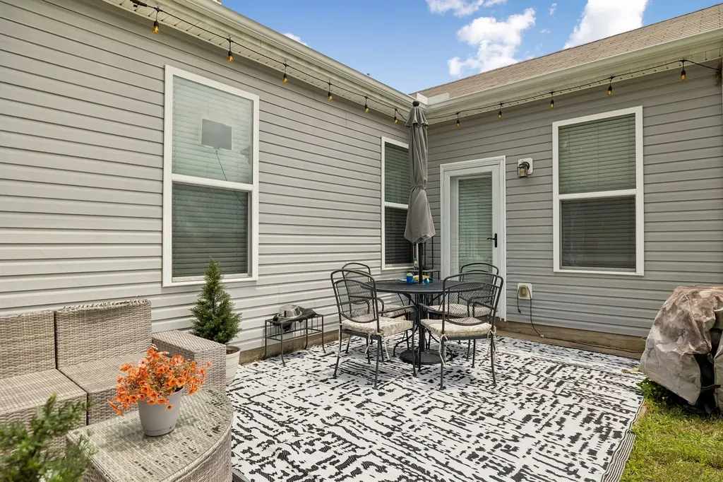 2161 River Overlook Drive Hermitage TN 37076