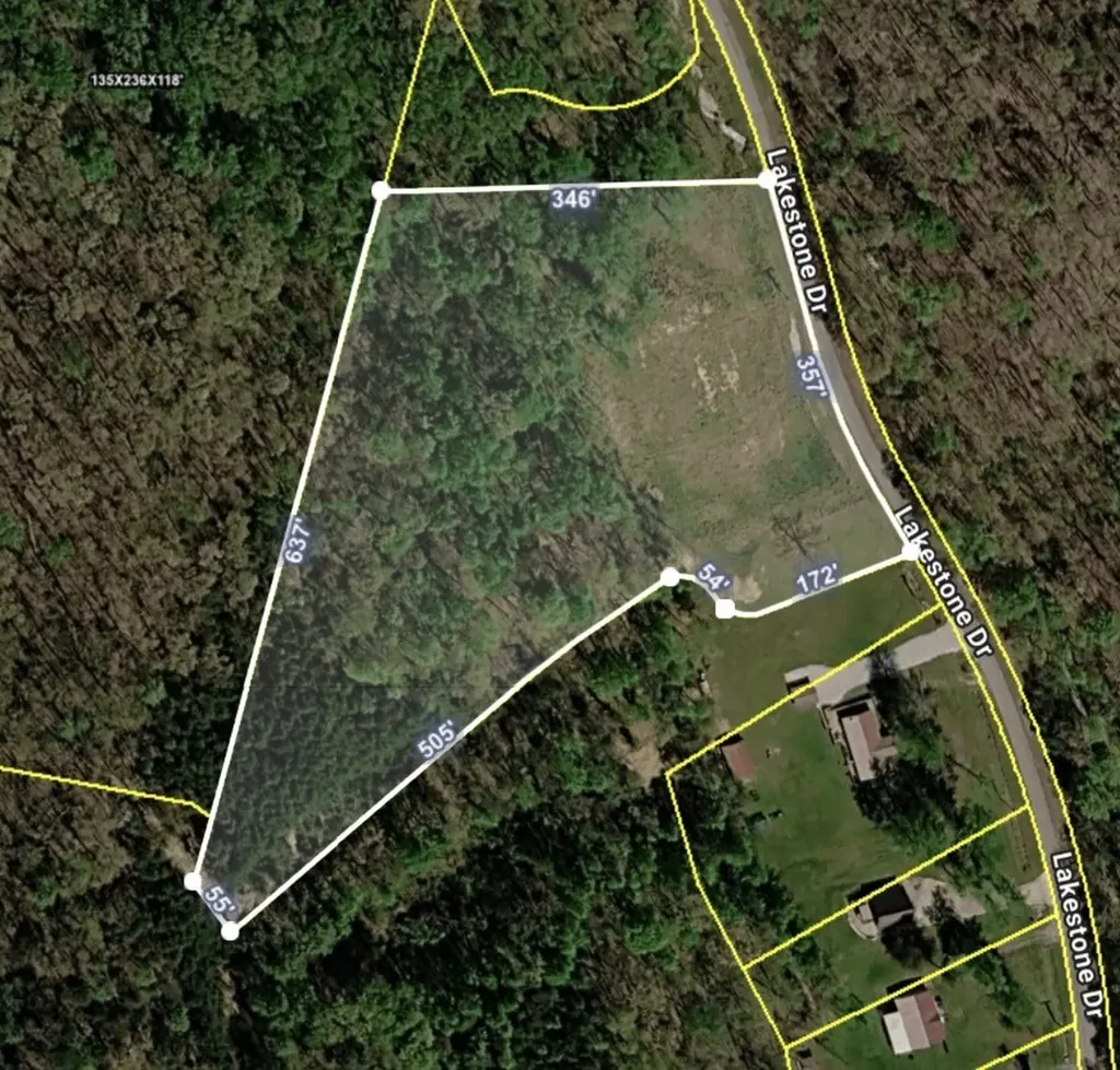 825 Lakestone Road Waverly TN 37185