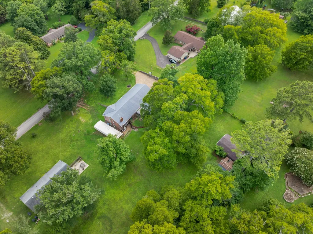 102 Jefferson Drive Columbia TN 38401