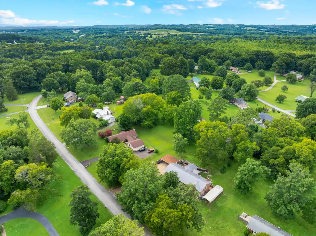 102 Jefferson Drive Columbia TN 38401